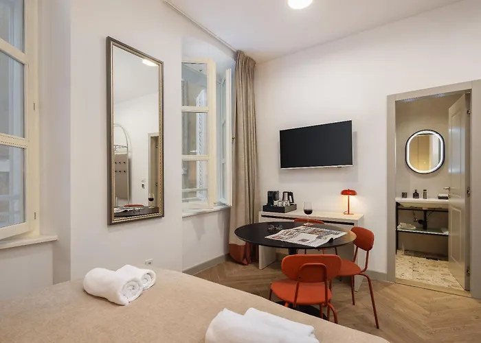 Apartment Piac Luxury Split